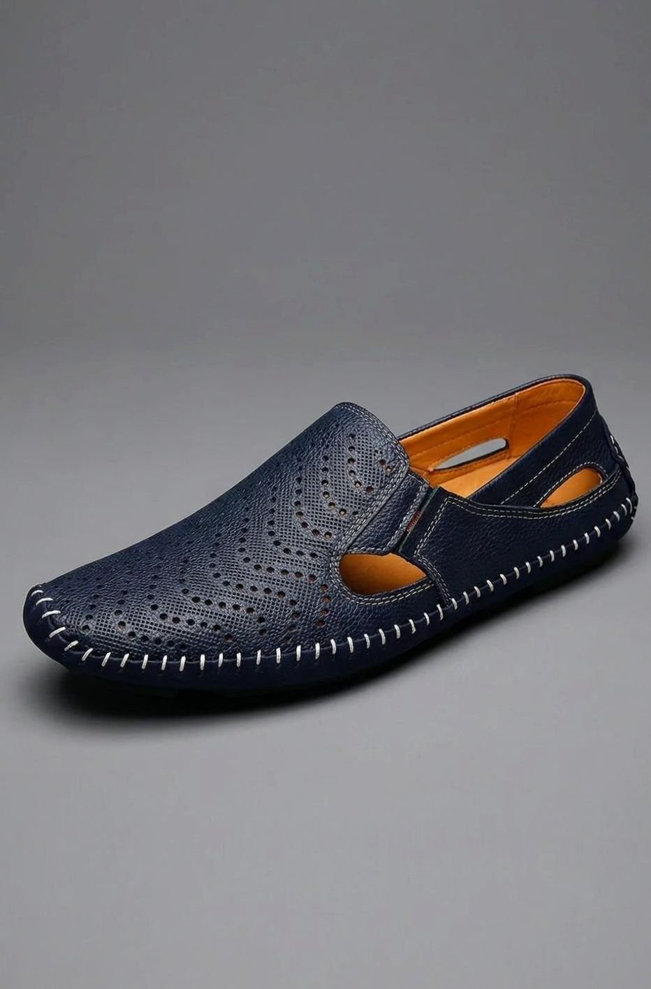 Men's Perforated Hand-Stitched Slip-On Driving Loafers