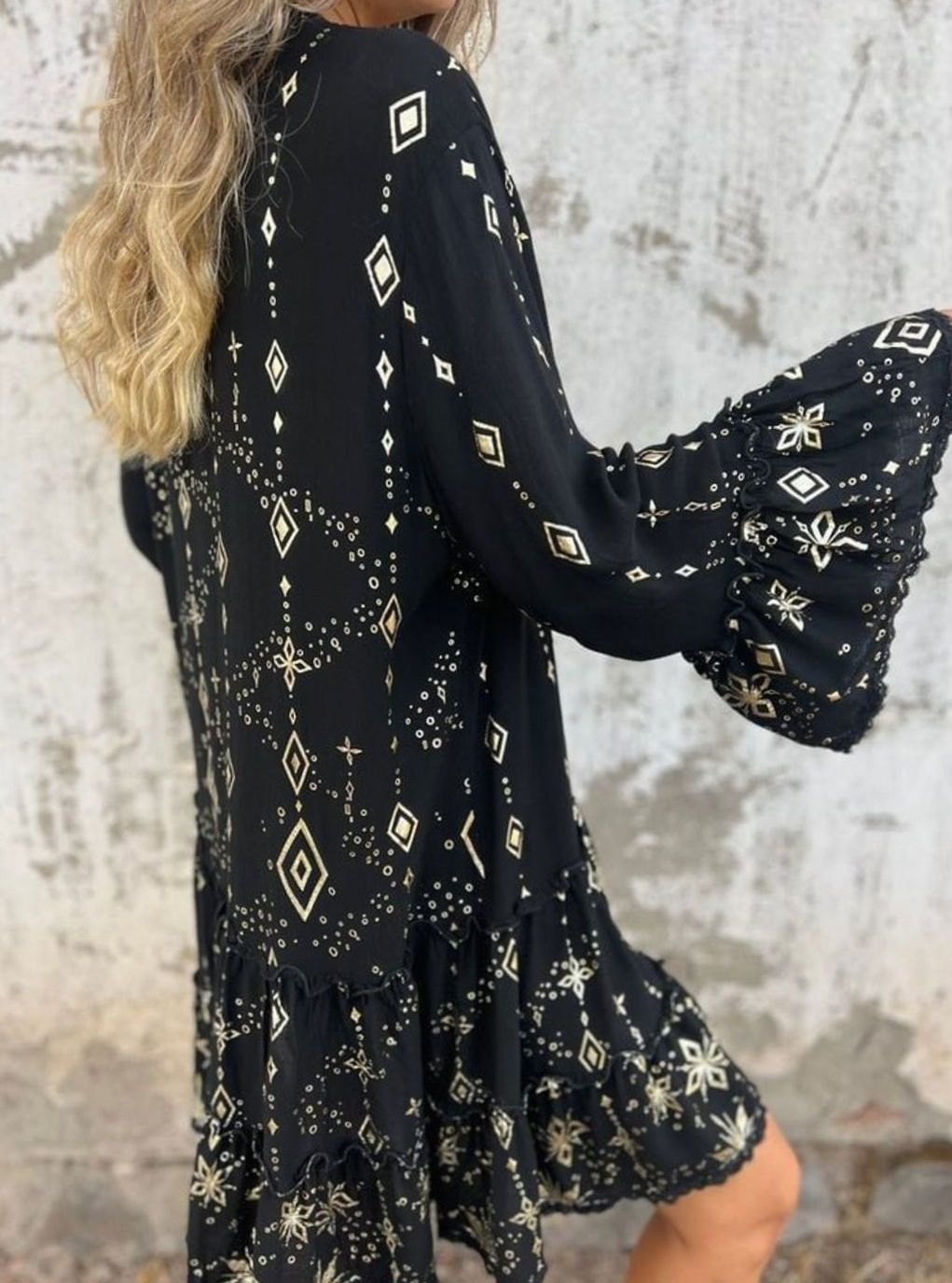 Women's Boho Tiered V-Neck Bell-Sleeve Mini Dress