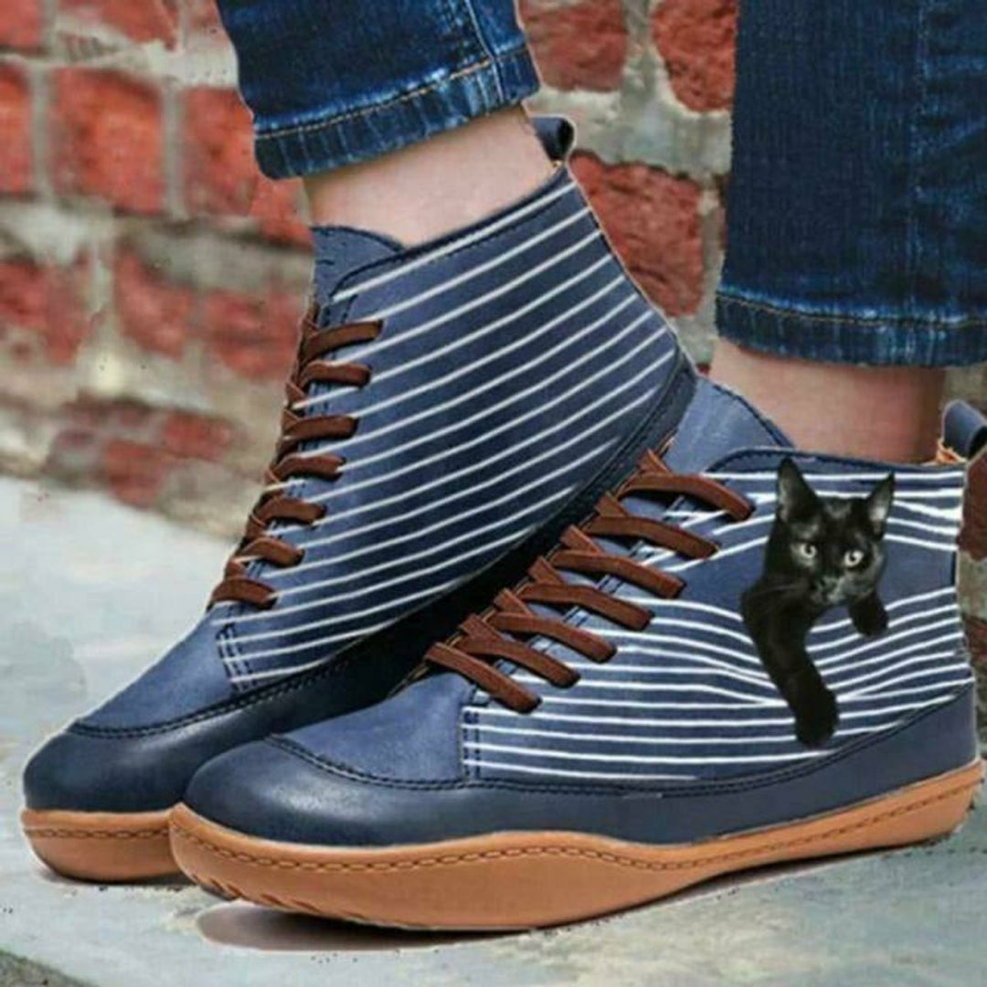 Women's Cat Print Lace-Up Flat Ankle Heeled Boots