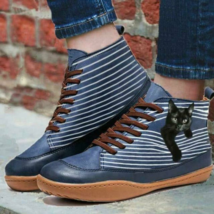 Women's Cat Print Lace-Up Flat Ankle Heeled Boots