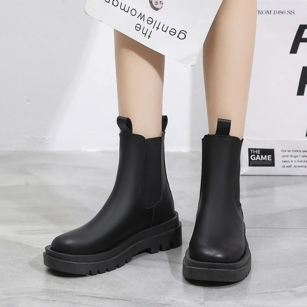 Women's Chunky Platform Ankle Heeled Boots Chelsea Pull-On