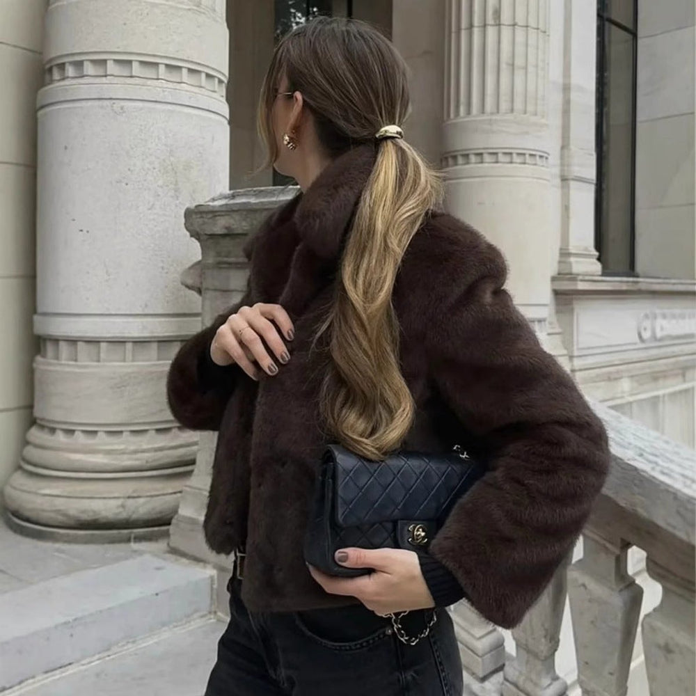 Women's Classic-Collar Cropped Faux Fur Coat