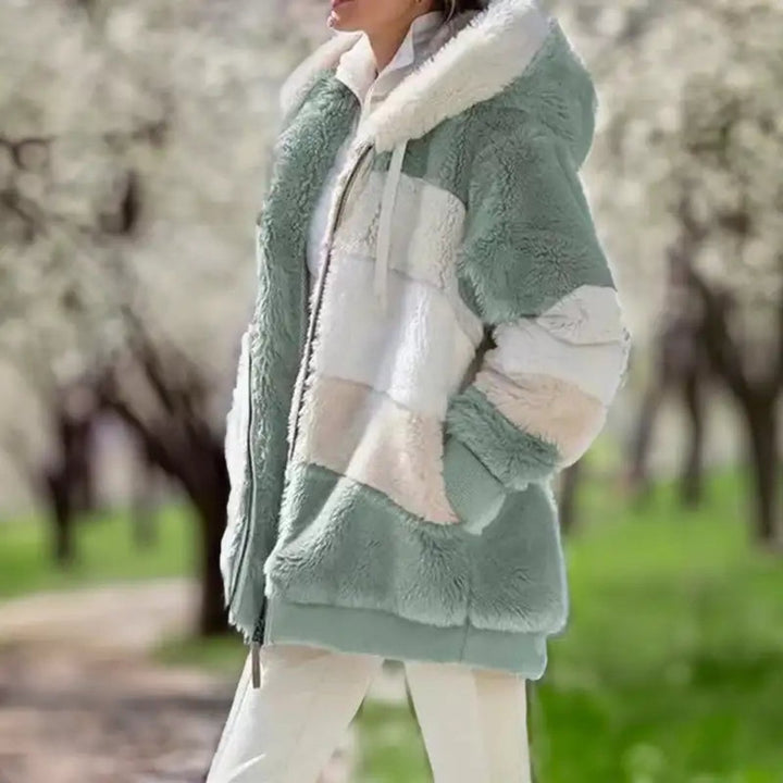 Women's Cozy Patchwork Zip-Up Faux Fur Coat - Boreal Gray