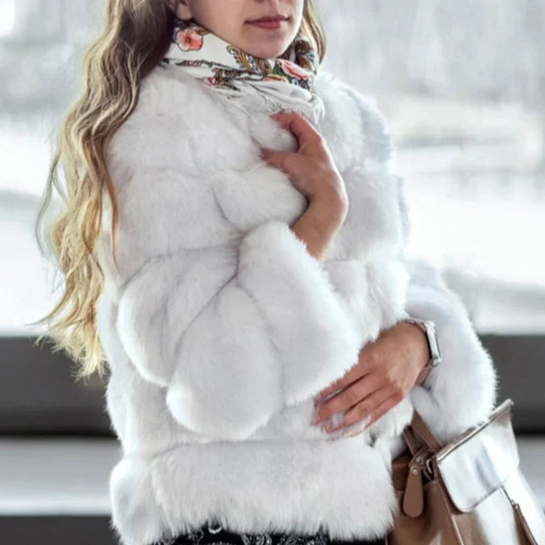 Women's Fluffy Short Faux Fur Coat Hook-Fastening Bubble Jacket
