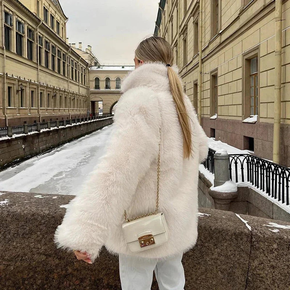 Women's Fluffy Short Faux Fur Coat Oversized Teddy Jacket