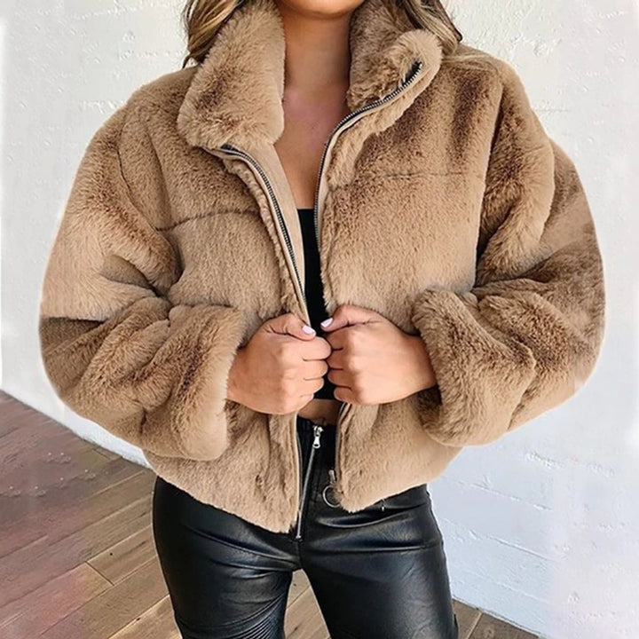 Women's Fluffy Zip-Up Short Faux Fur Coat
