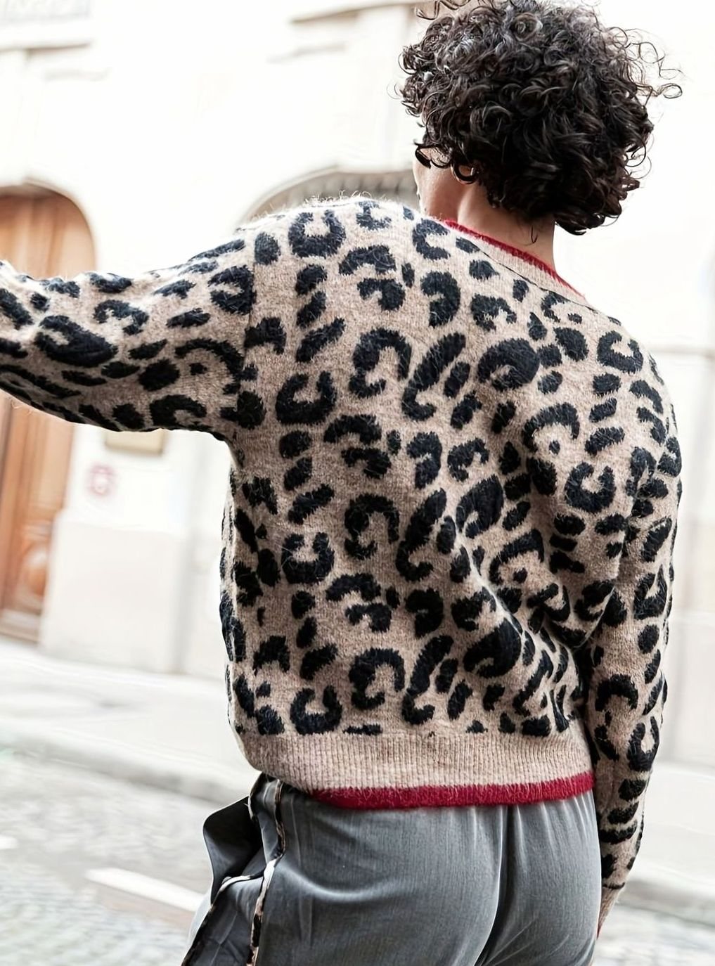 Women's Leopard Print Oversized Knit Cardigan Button-Up