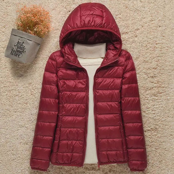 Women's Lightweight Hooded Down Puffer Jacket - Burgundy