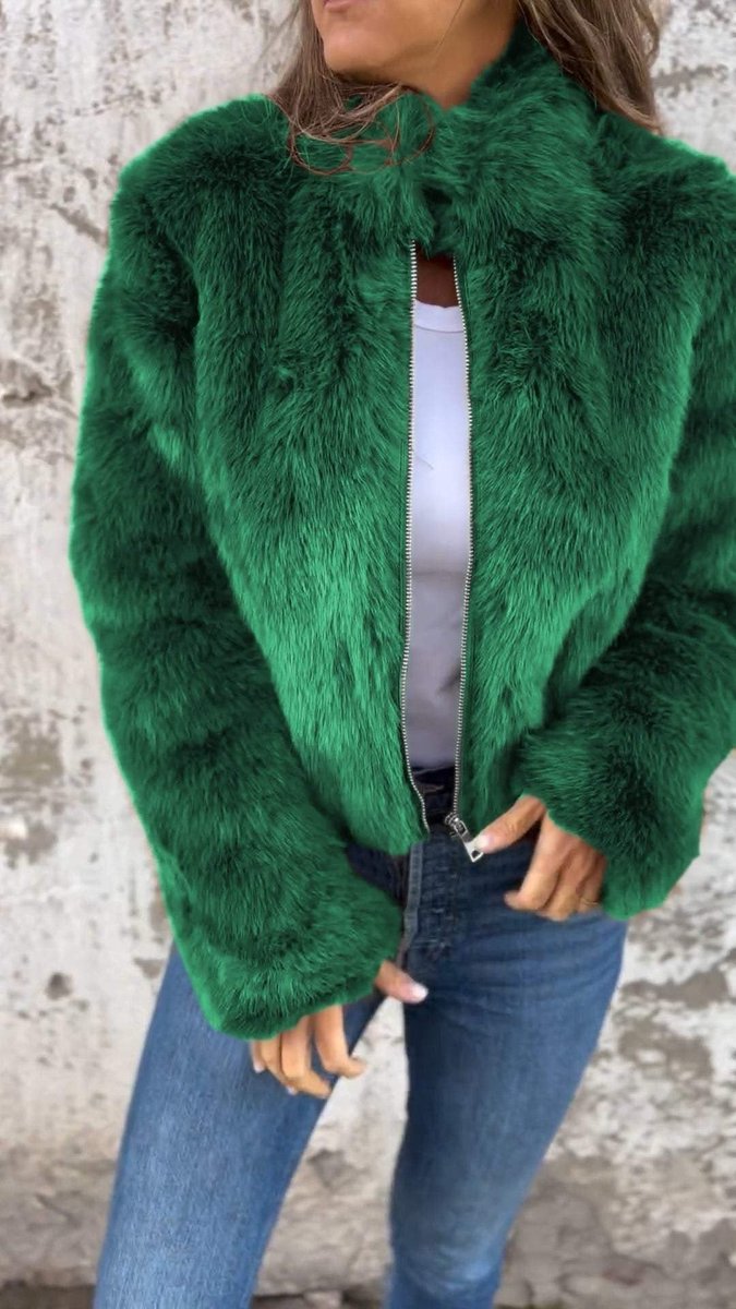 Women's Luxe Zip-Up Short Faux Fur Coat