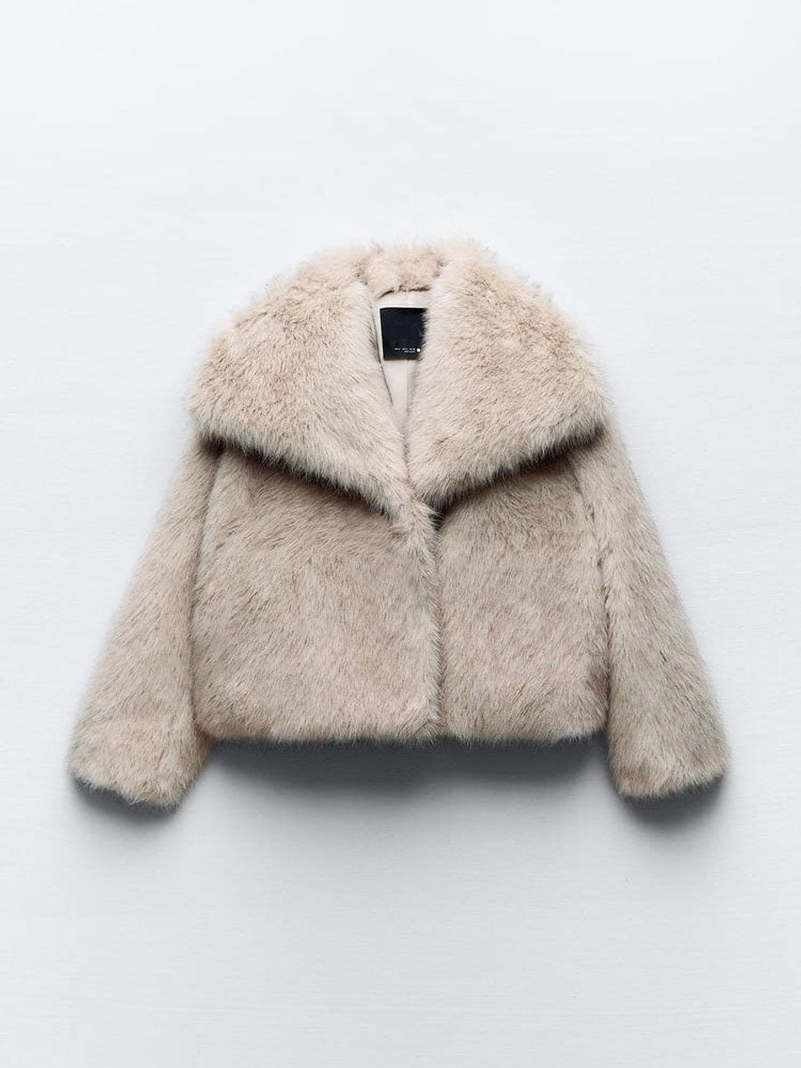 Women's Luxurious Oversized Faux Fur Coat