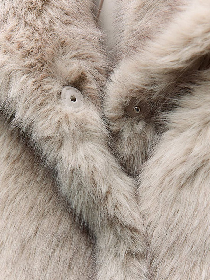 Women's Luxurious Oversized Faux Fur Coat