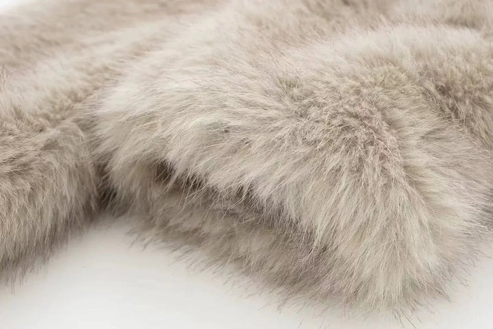 Women's Luxurious Oversized Faux Fur Coat