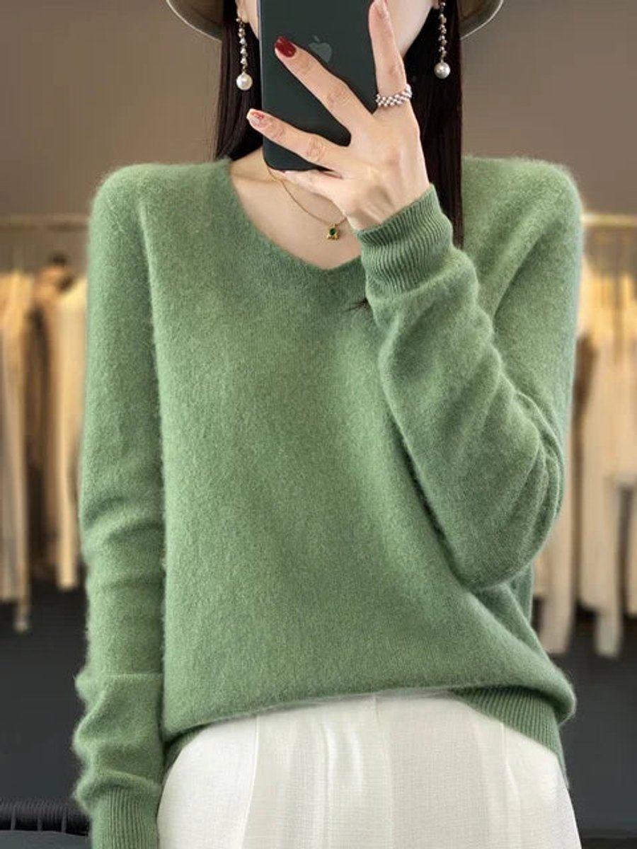 Women's Merino Wool V-Neck Long Sleeve Knitted Sweater