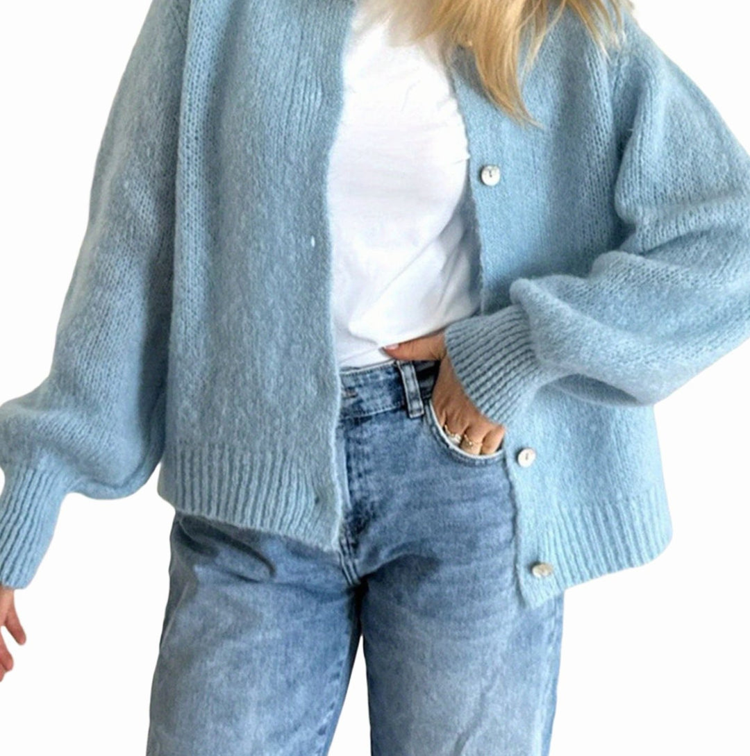 Women's Oversized Knit Cardigan Button-Up Fluffy Jumper