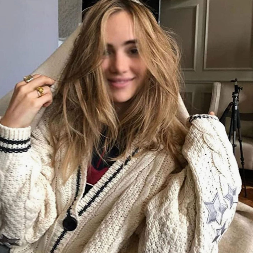 Women's Oversized Knit Cardigan V-Neck Cable Star Patch