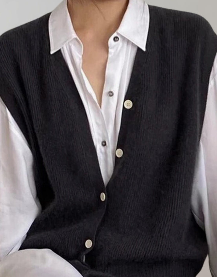 Women's Oversized Knit Cardigan Vest Button-Front Sleeveless