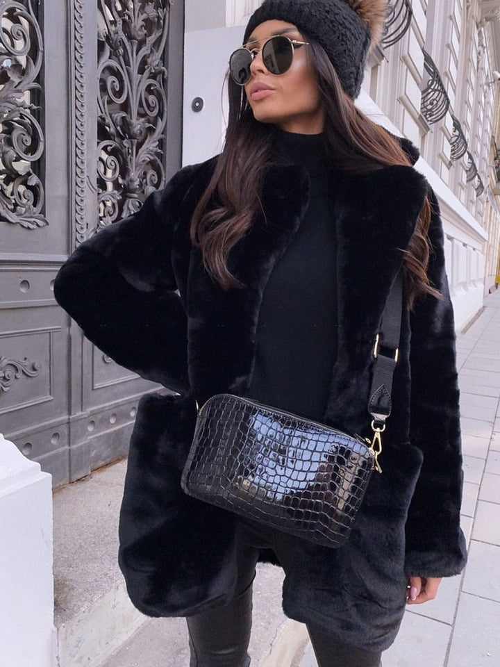 Women's Oversized Teddy Faux Fur Coat Large Collar