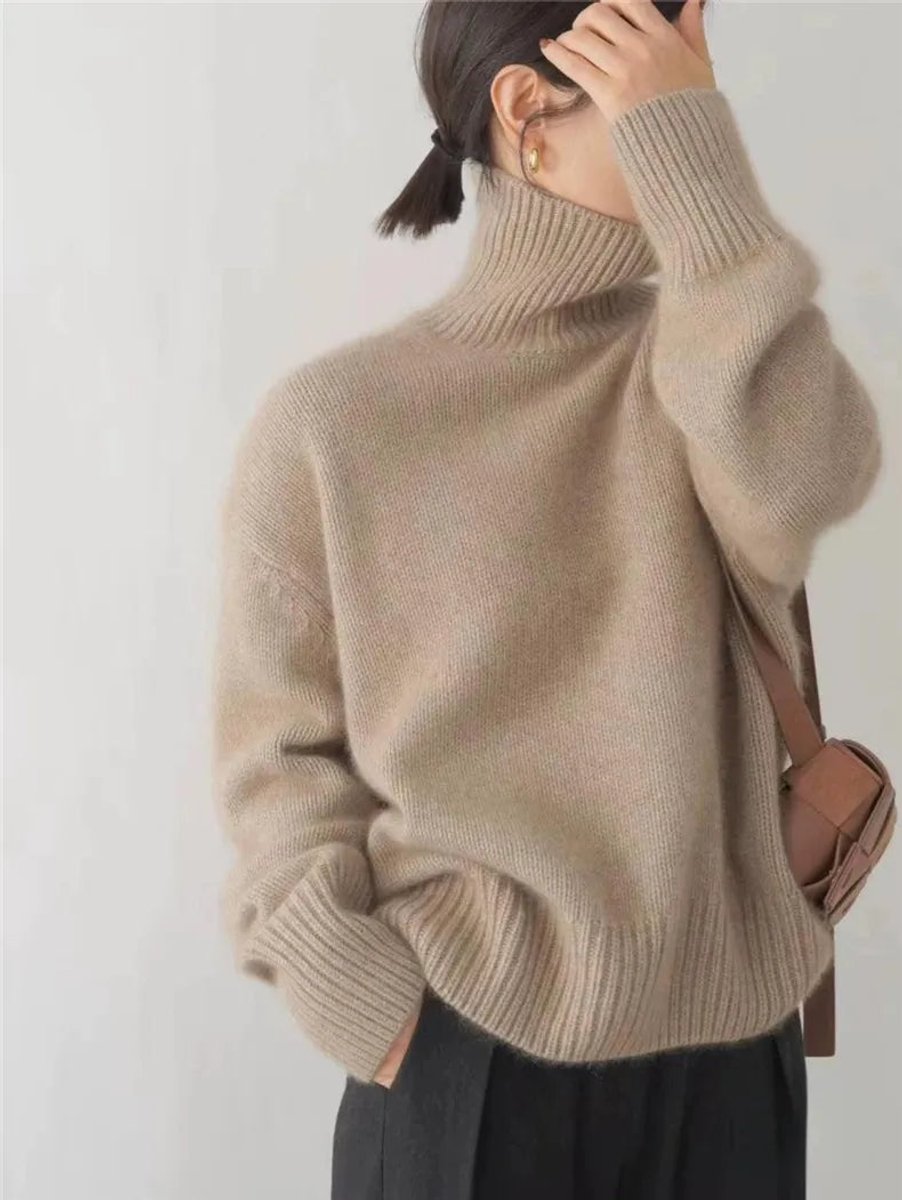 Women's Oversized Turtleneck Cashmere Knitted Sweater