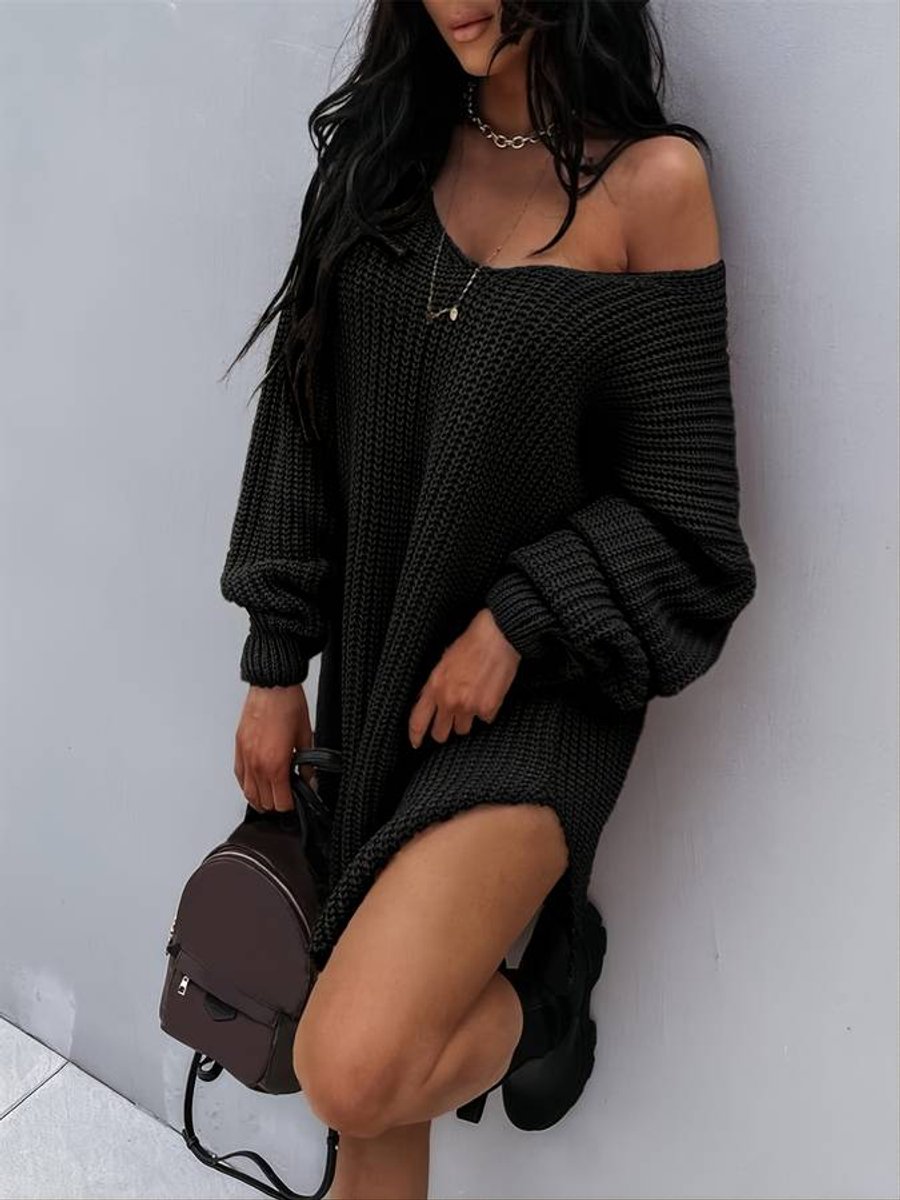 Women's Oversized V-Neck Chunky Knitted Dress