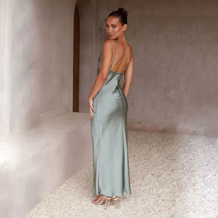 Women's Satin Cowl-Neck Backless Figure-Hugging Maxi Dress