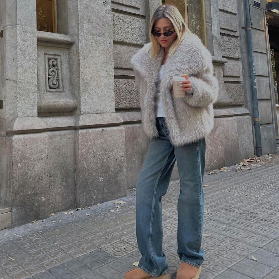 Women's Vegan Faux Fur Coat Fluffy Long-Sleeve Jacket