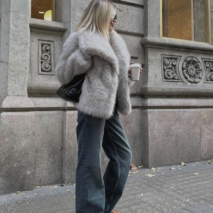 Women's Vegan Faux Fur Coat Fluffy Long-Sleeve Jacket